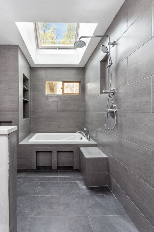 Best Bathroom Renovation Contractors in Round Lake, IL